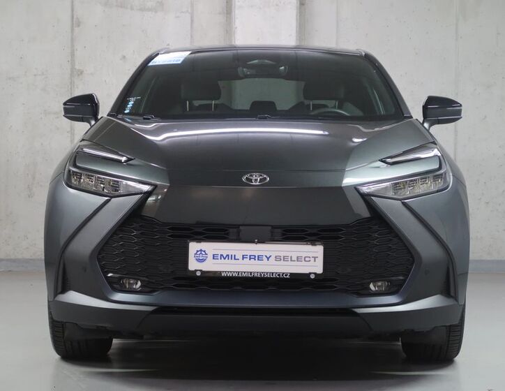 Toyota C-HR 2