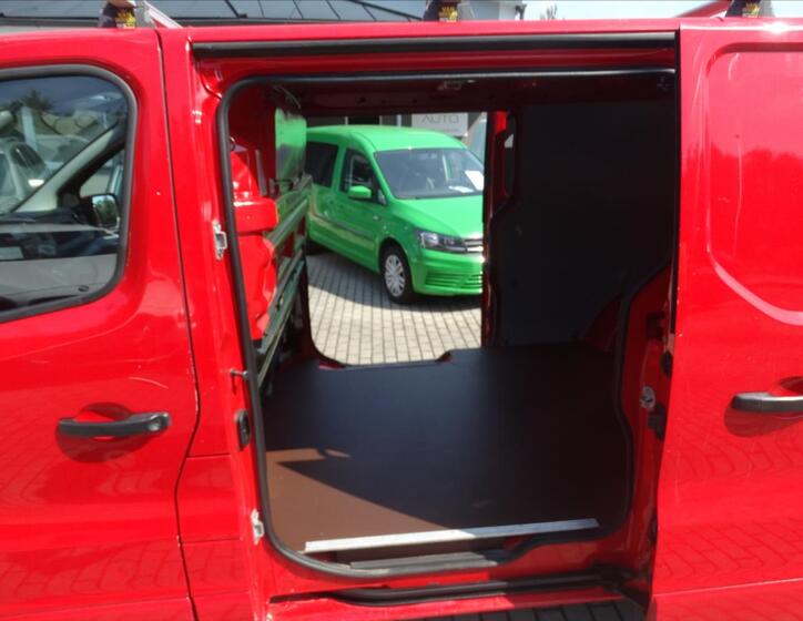 Opel Vivaro 3