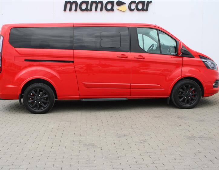 Ford Tourneo Custom 8