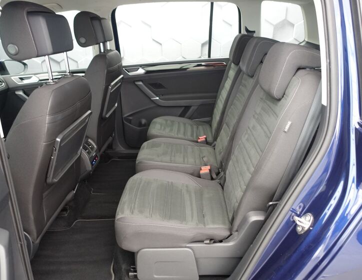 Volkswagen Touran 26