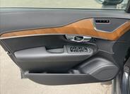 Volvo XC90 14