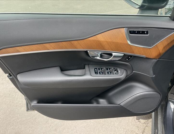 Volvo XC90 14