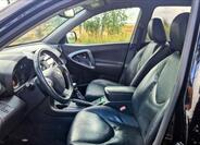 Toyota RAV4 10