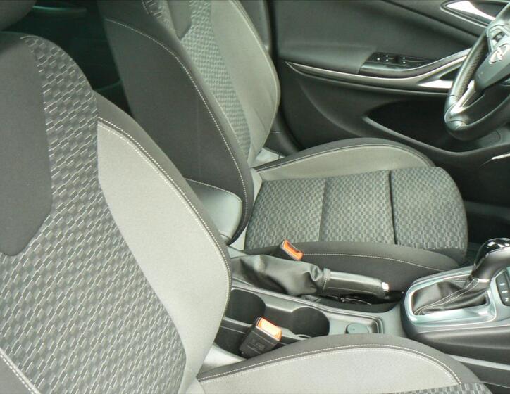 Opel Astra 12
