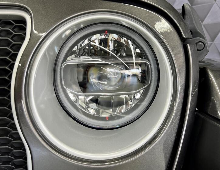 Jeep Wrangler 8