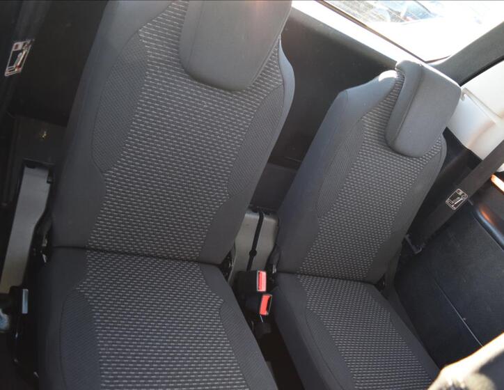 Citroën C4 Picasso 23