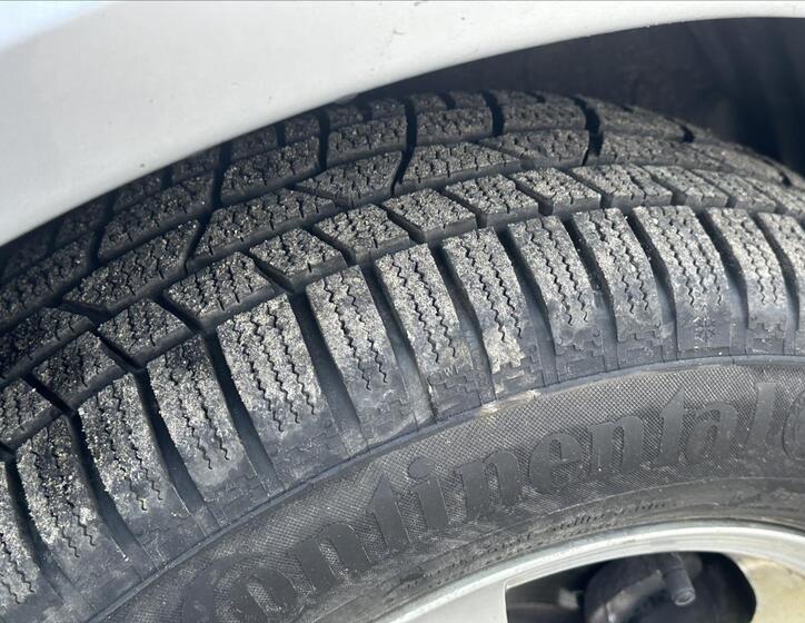 Mitsubishi Grandis 27