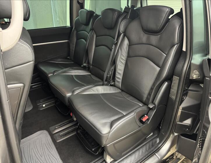 Peugeot 807 42