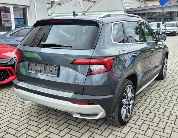 Škoda Karoq 3
