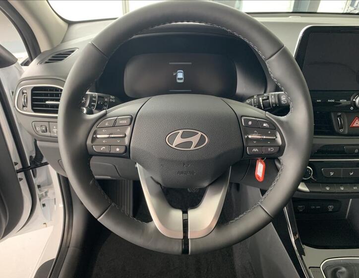 Hyundai i30 27