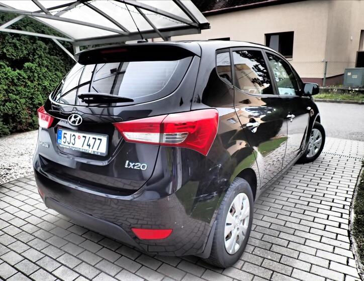 Hyundai ix20 4
