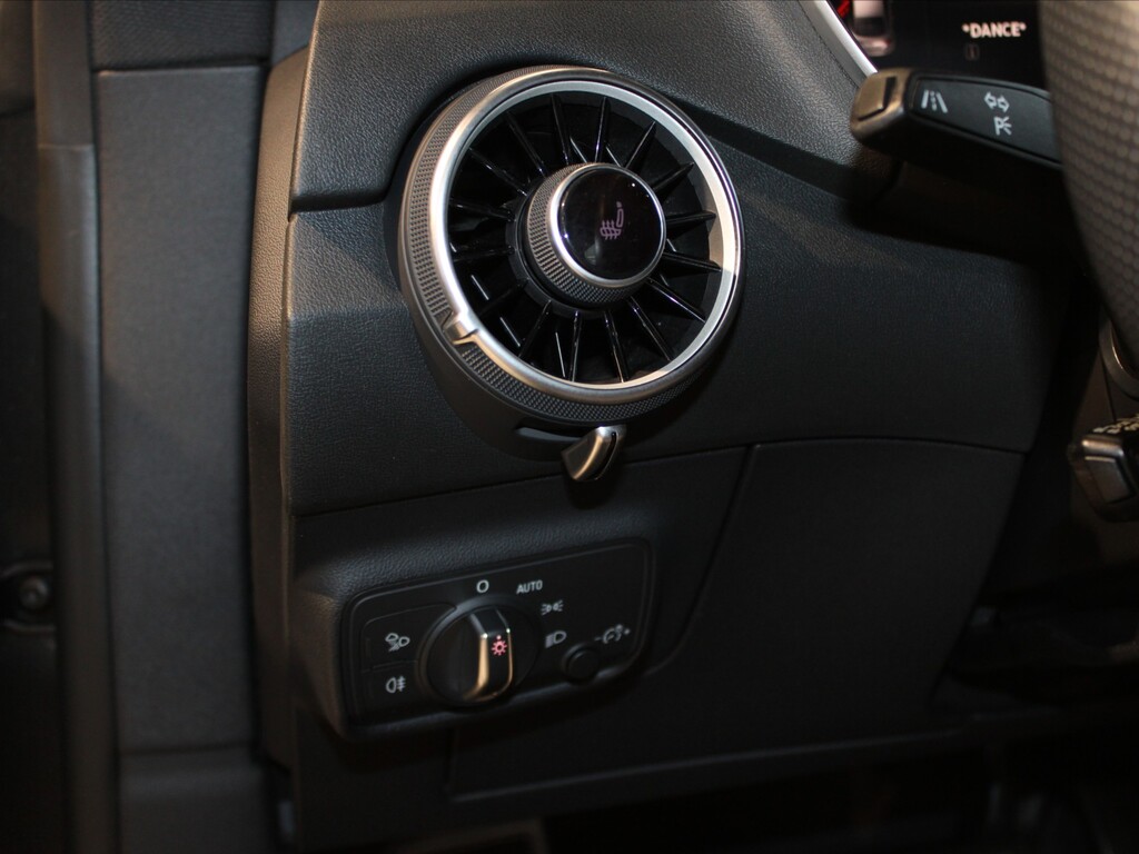 Audi TT 12
