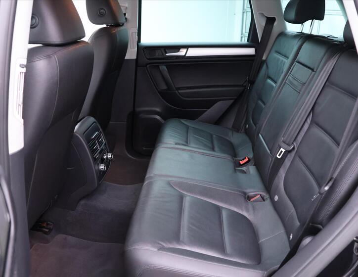 Volkswagen Touareg 17