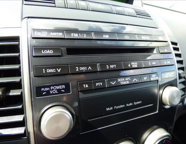 Mazda 5 18