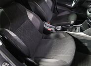 Peugeot 2008 13