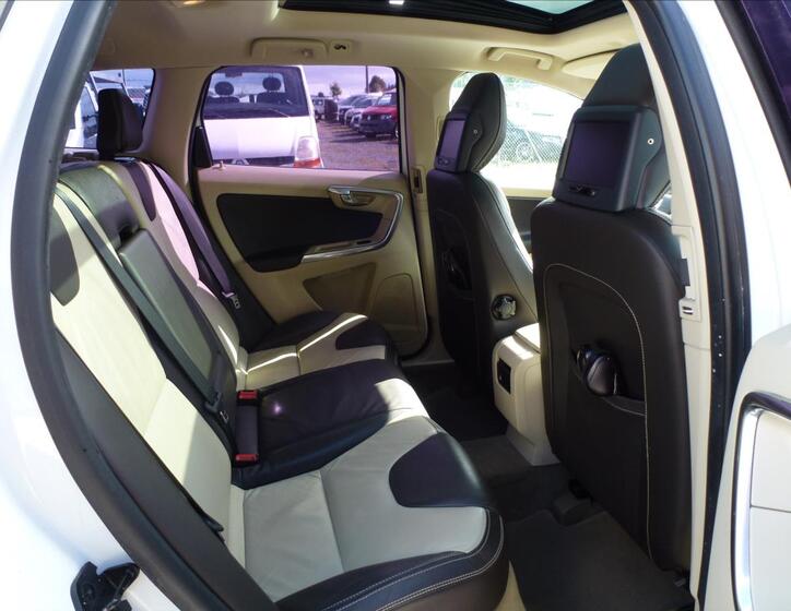 Volvo XC60 27