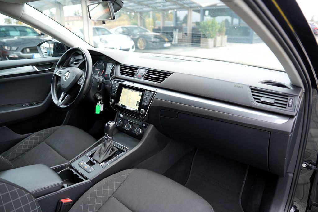 Škoda Superb