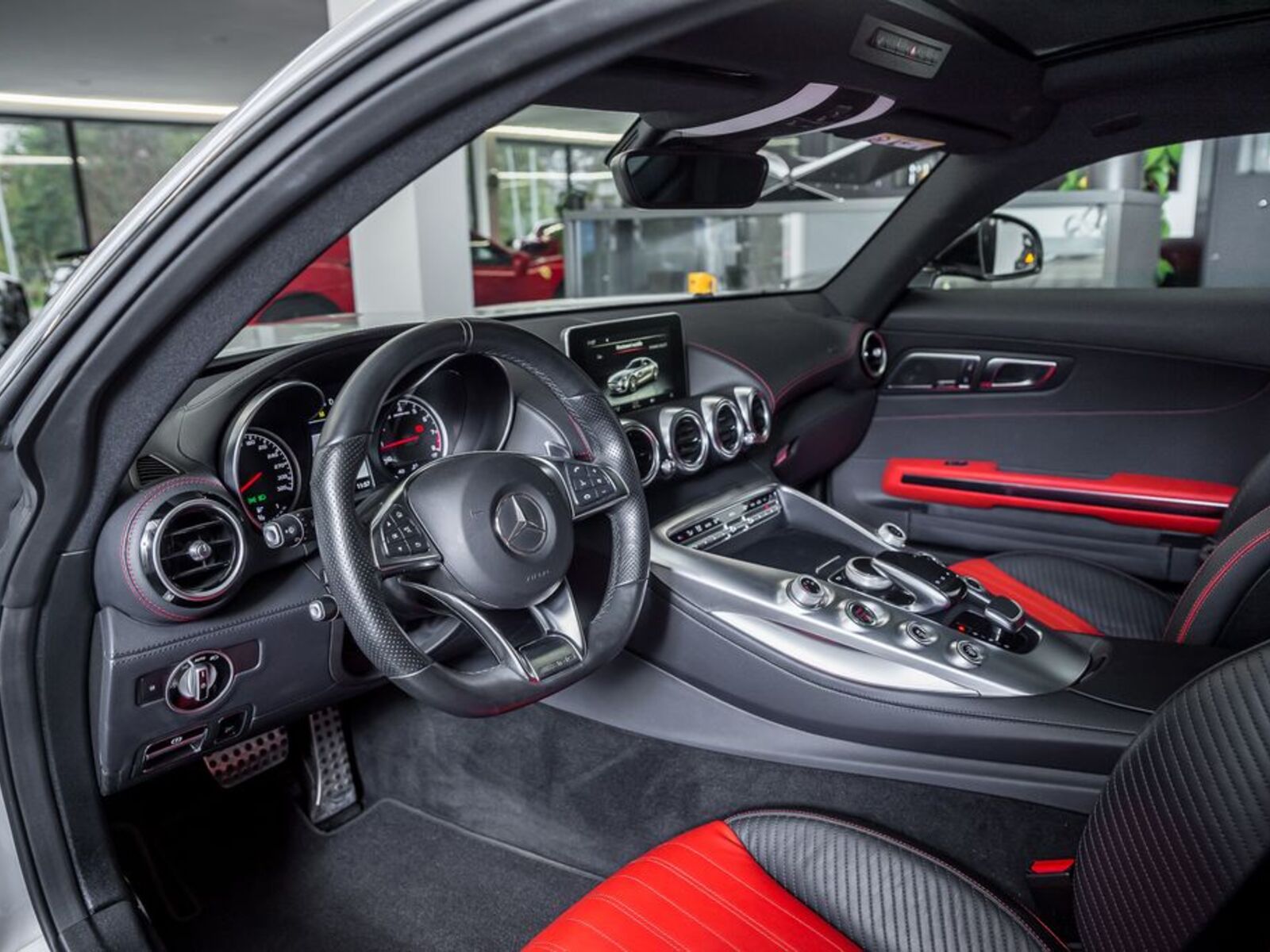 Mercedes-Benz AMG GT 5