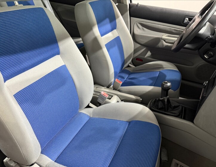 Volkswagen Golf 15