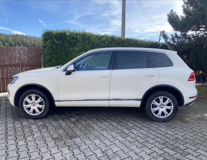 Volkswagen Touareg 2