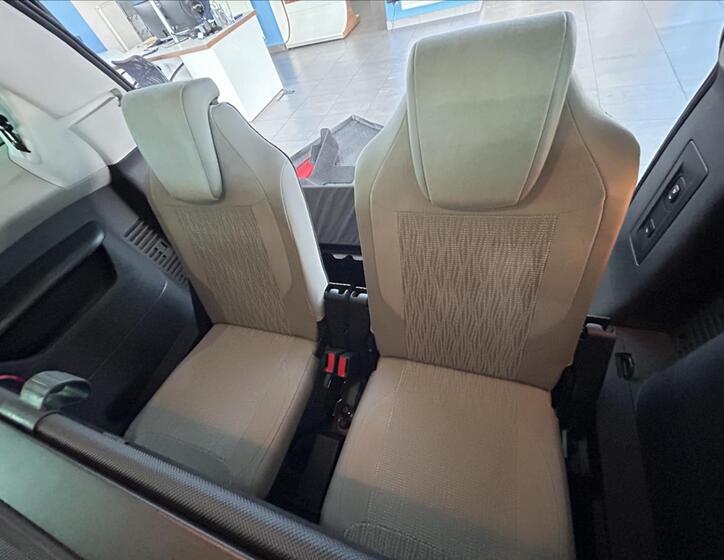 Citroën Grand C4 Picasso 27