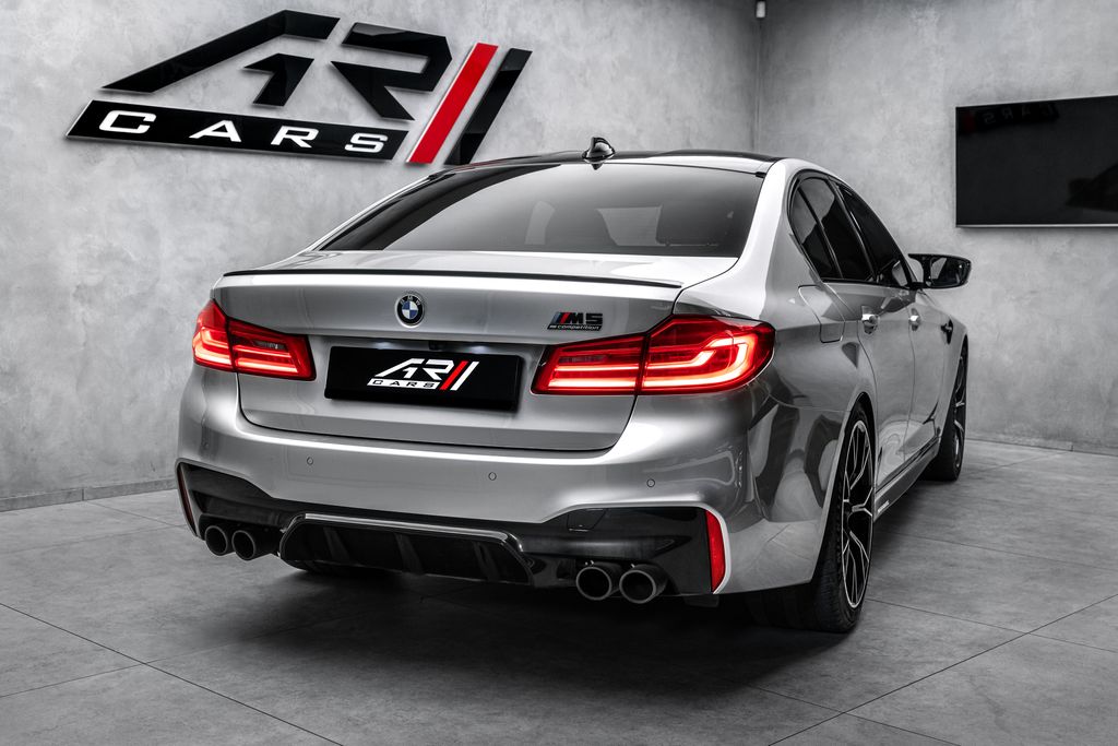 BMW M5