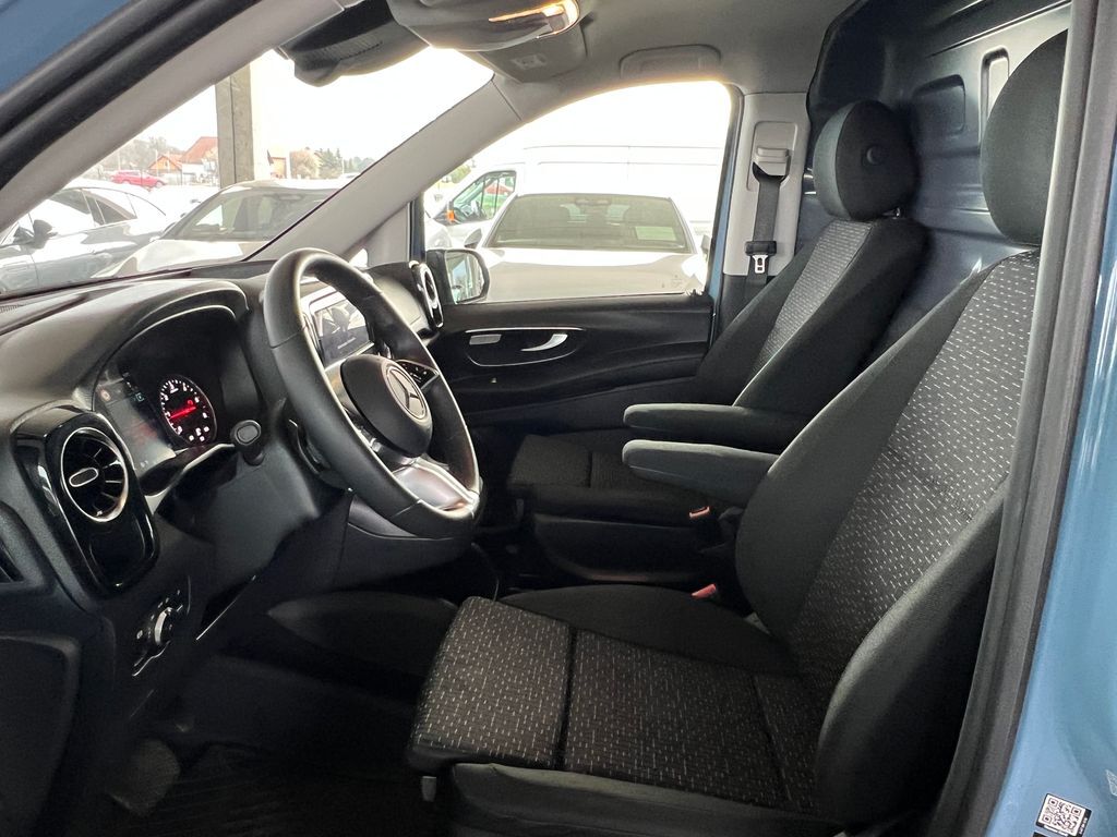 Mercedes-Benz Vito 10