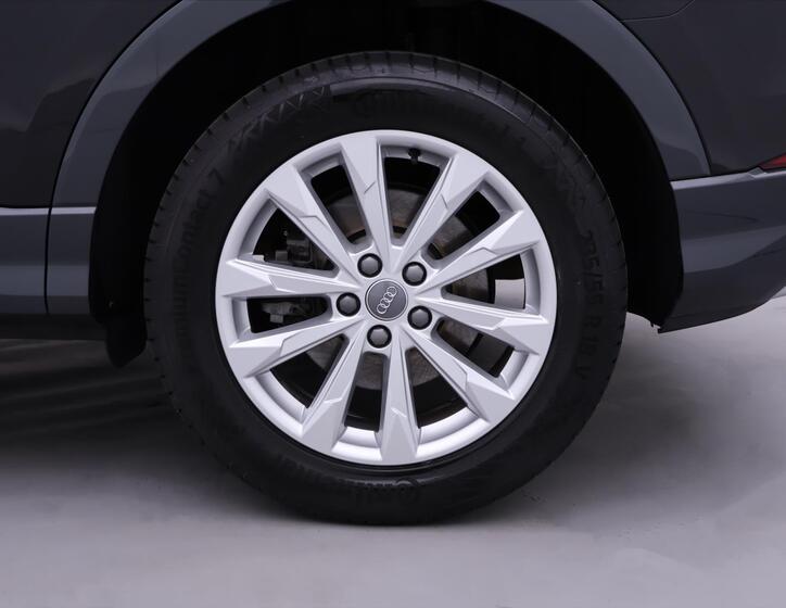 Audi Q3 29