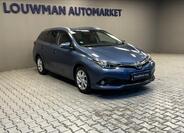 Toyota Auris 13