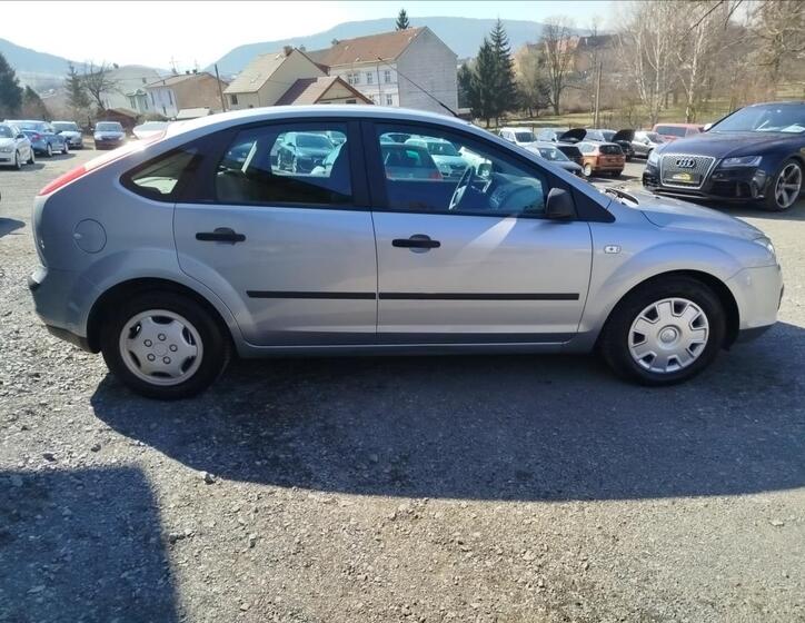 Ford Focus 5