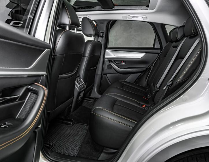 Mazda CX 18