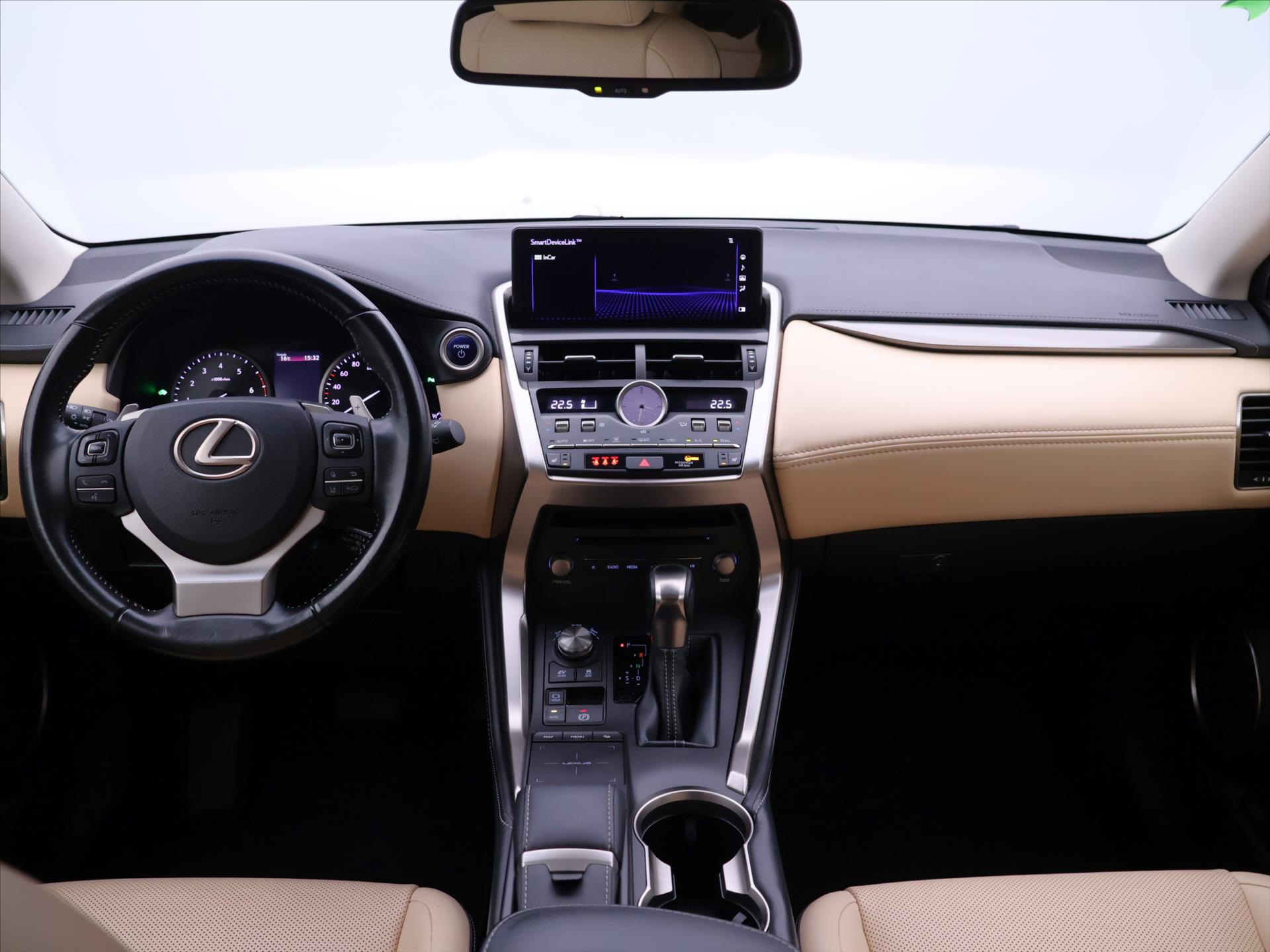Lexus NX 300h