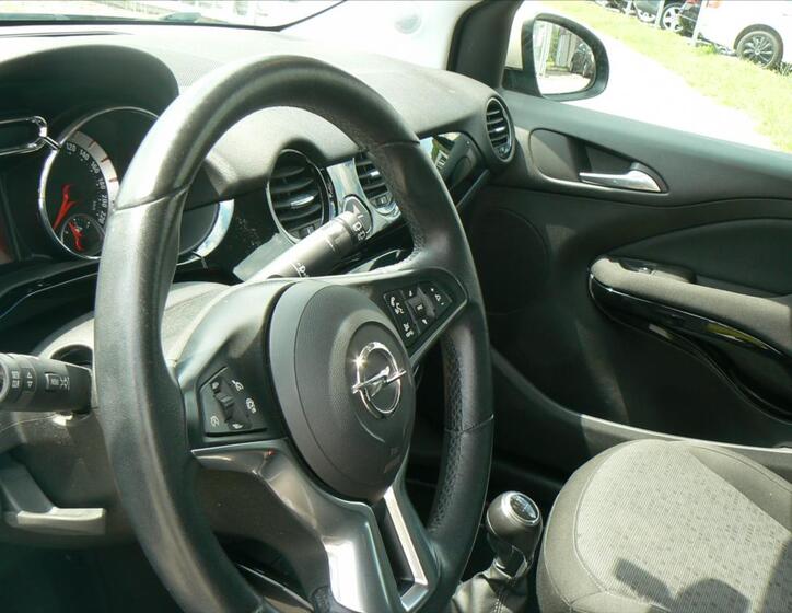 Opel Adam 10