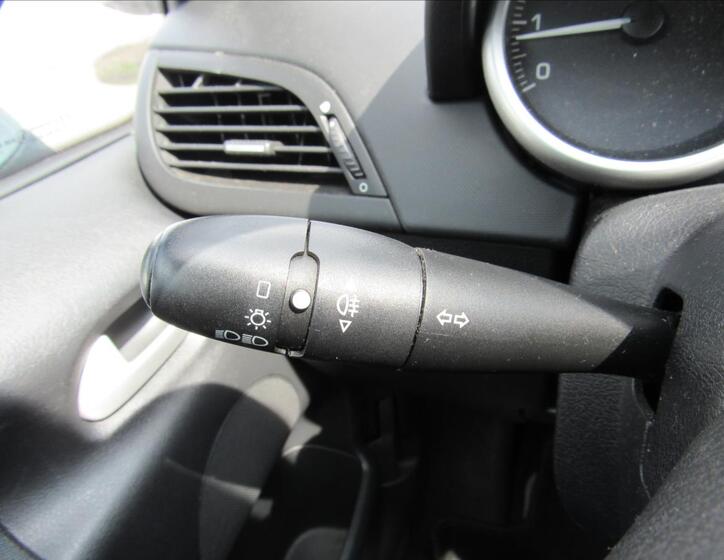 Peugeot 207 19