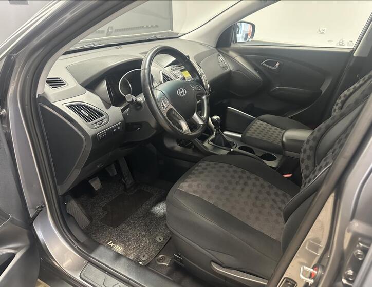 Hyundai ix35 10