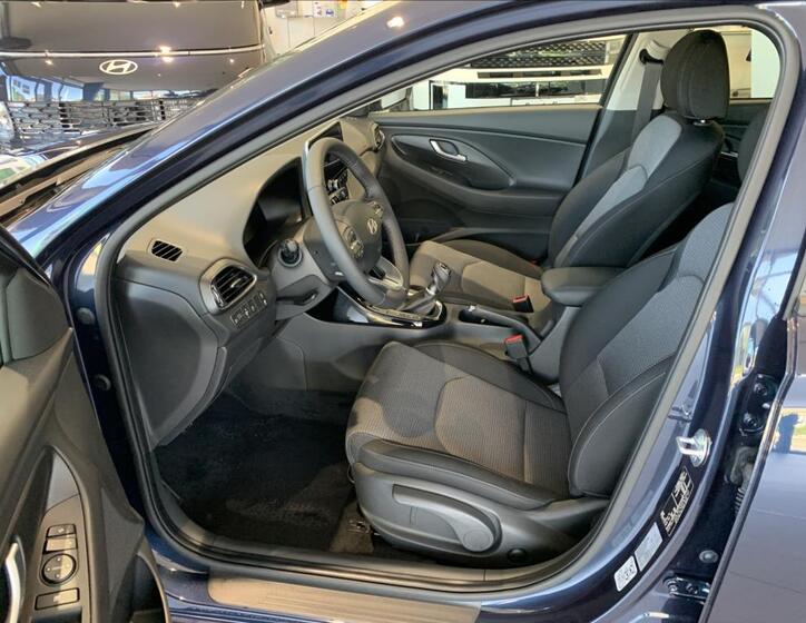 Hyundai i30 23