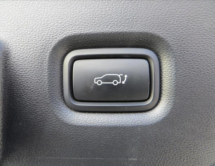Hyundai Ioniq 5 8