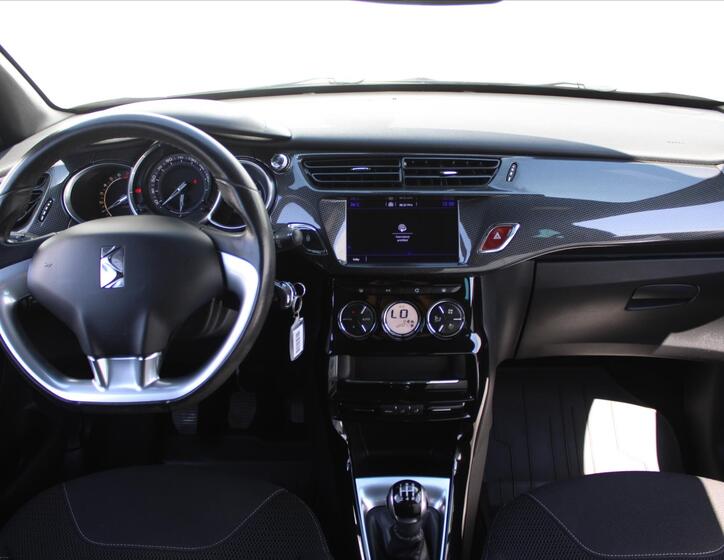 Citroën DS3 13