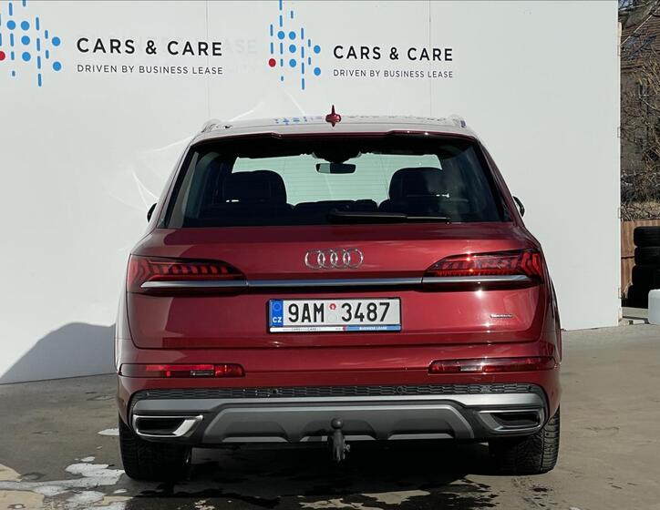 Audi Q7 24