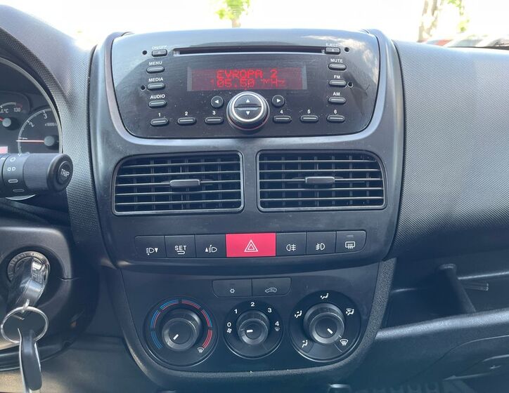 Opel Combo 10
