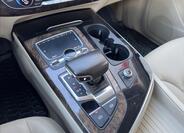 Audi Q7 20