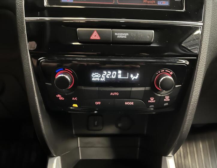 Suzuki Vitara 11