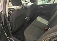 Volkswagen Golf 22