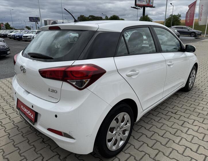 Hyundai i20 6