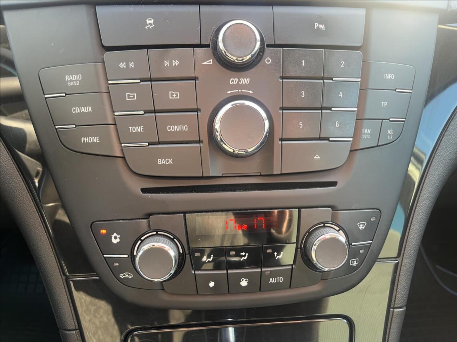 Opel Insignia 16