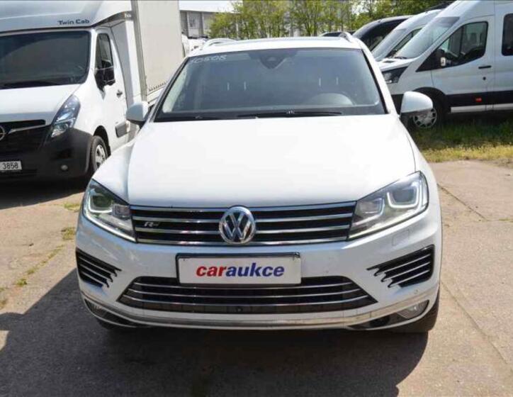 Volkswagen Touareg 2