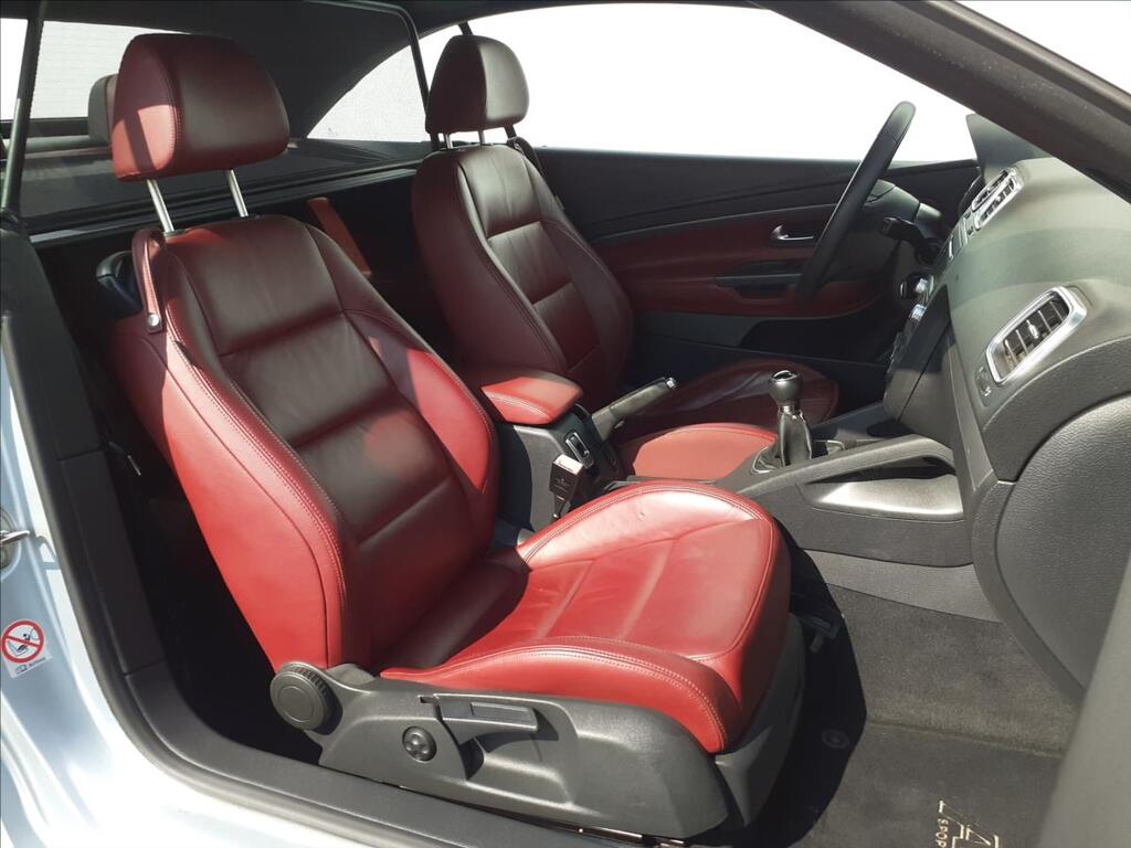 Volkswagen EOS 14