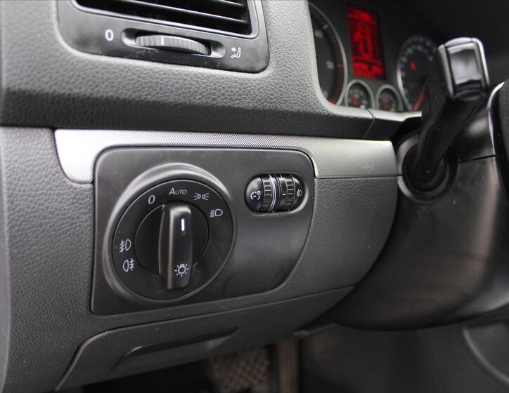 Volkswagen Golf 18