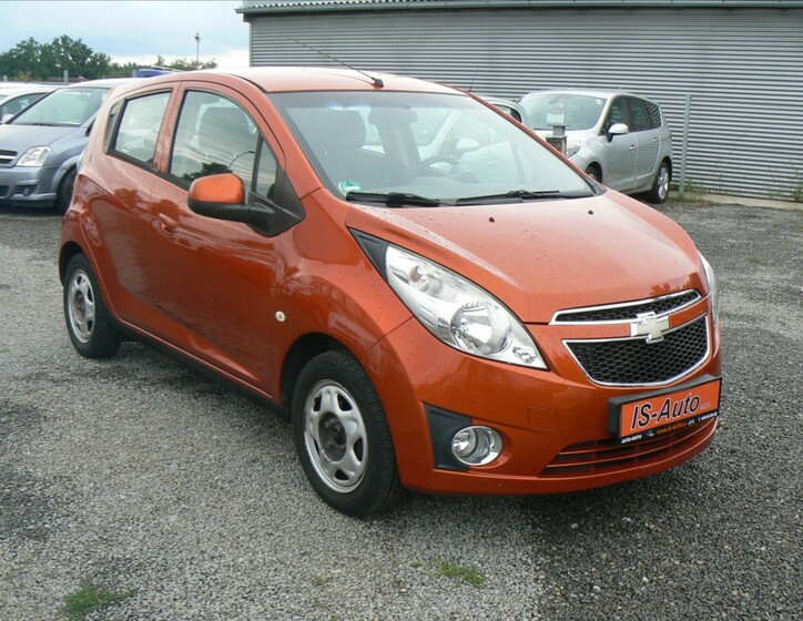 Chevrolet Spark 2