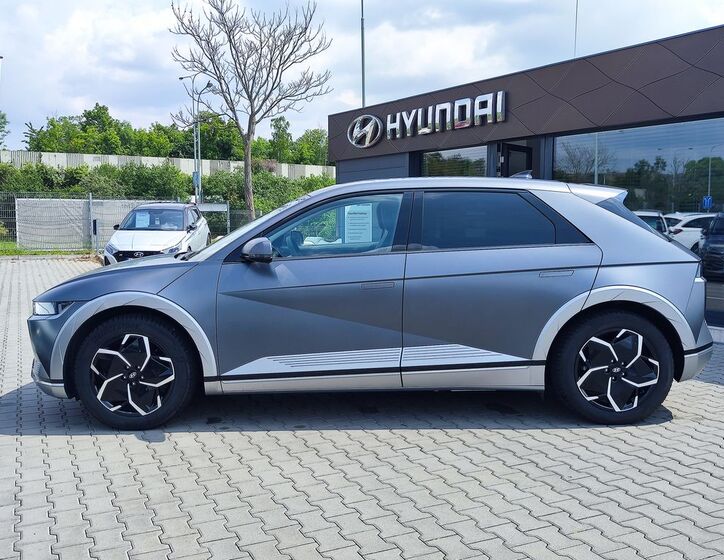 Hyundai IONIQ 8